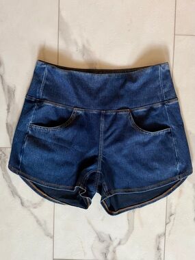 HALARA Flex Shorts